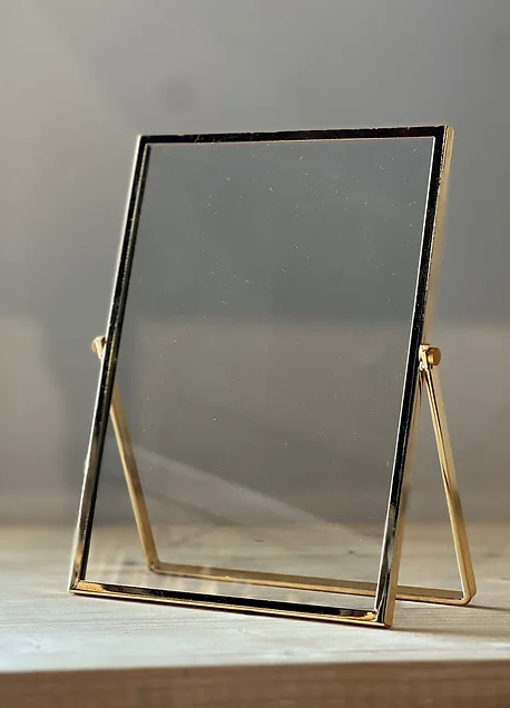 Floating Frame