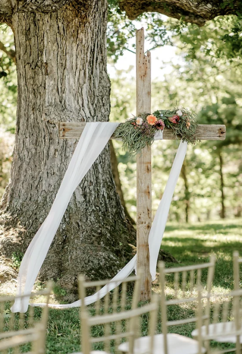 Ceremony Cross, Distressed