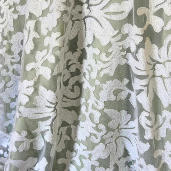 Mila Overlay, White