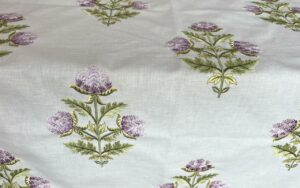 Meghan Linen, Mum