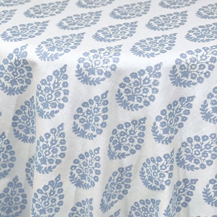 Corey Linen, Thistle