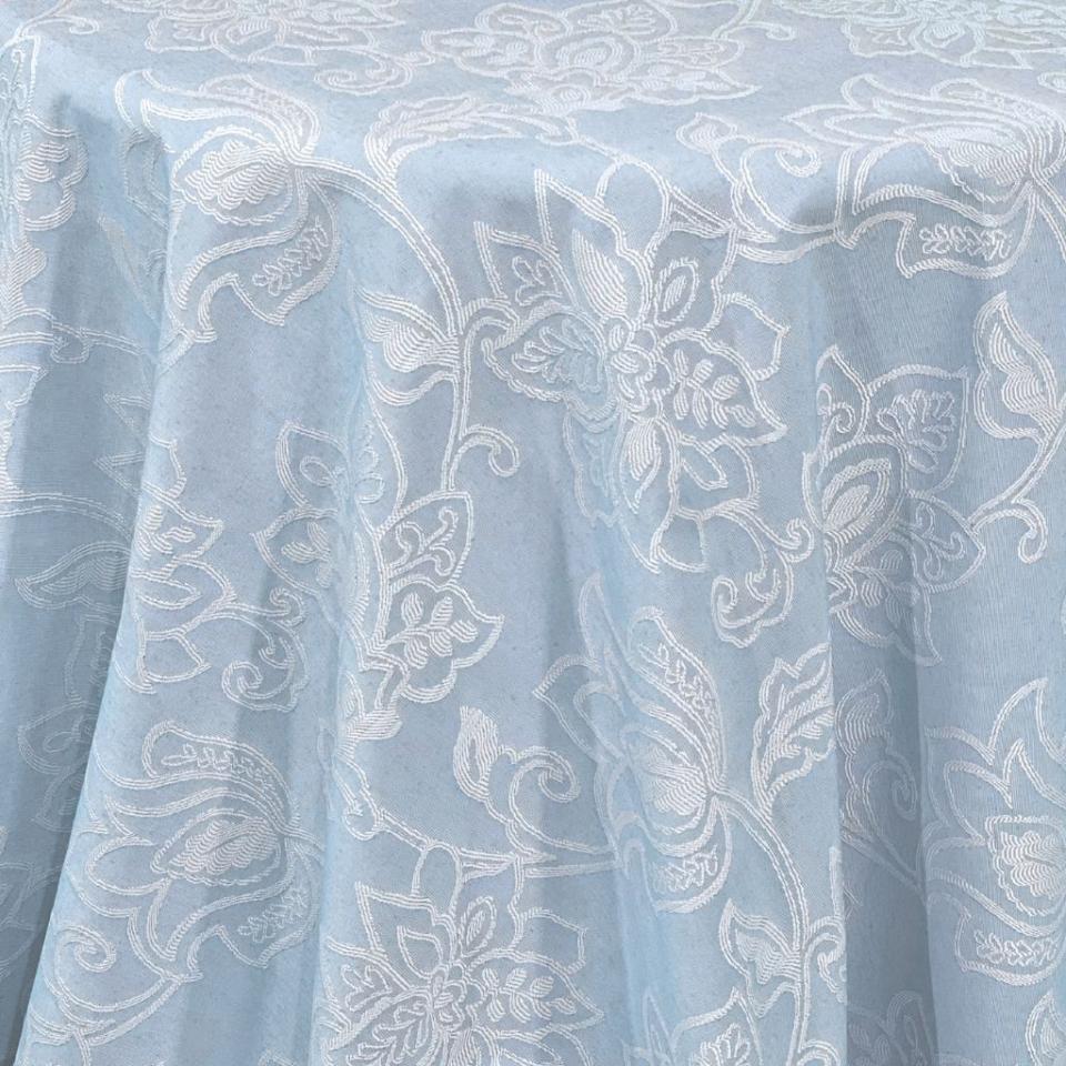 Caroline Linen, Lake