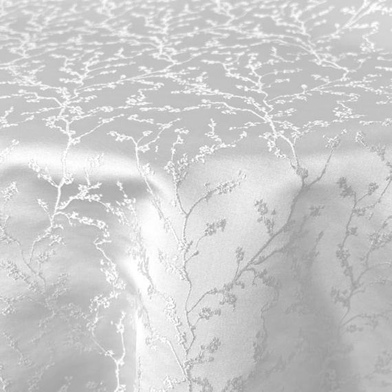 Juliet Linen, Porcelain