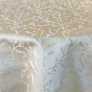 Juliet Linen, Champagne