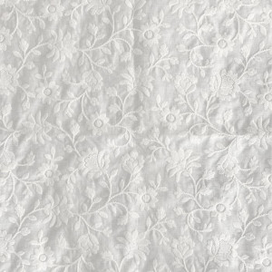 Diem Linen, Snow